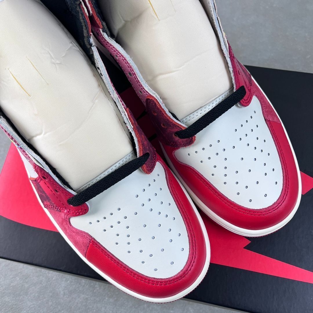 スパイダーマン × ナイキ エアジョーダン1 ハイ OG SP ネクスト