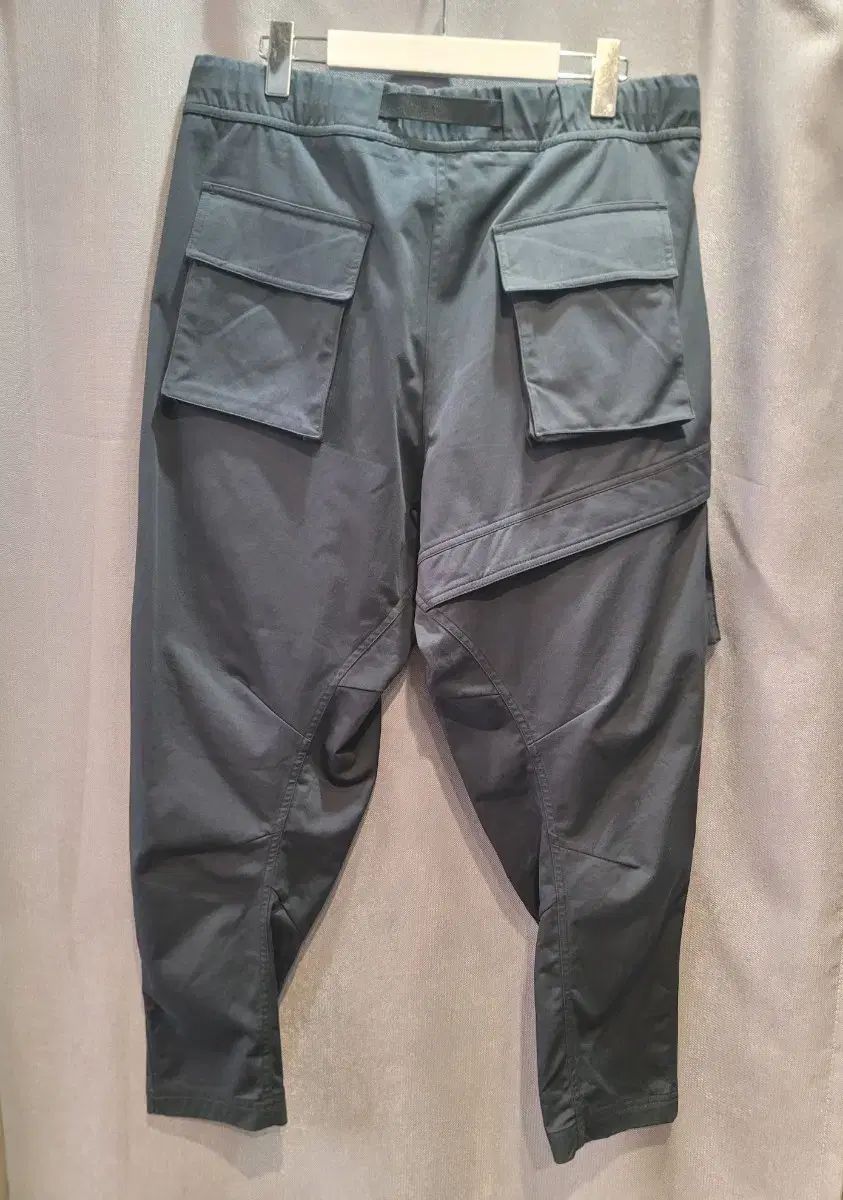 ナイキ ACG ウーブン カーゴパンツ