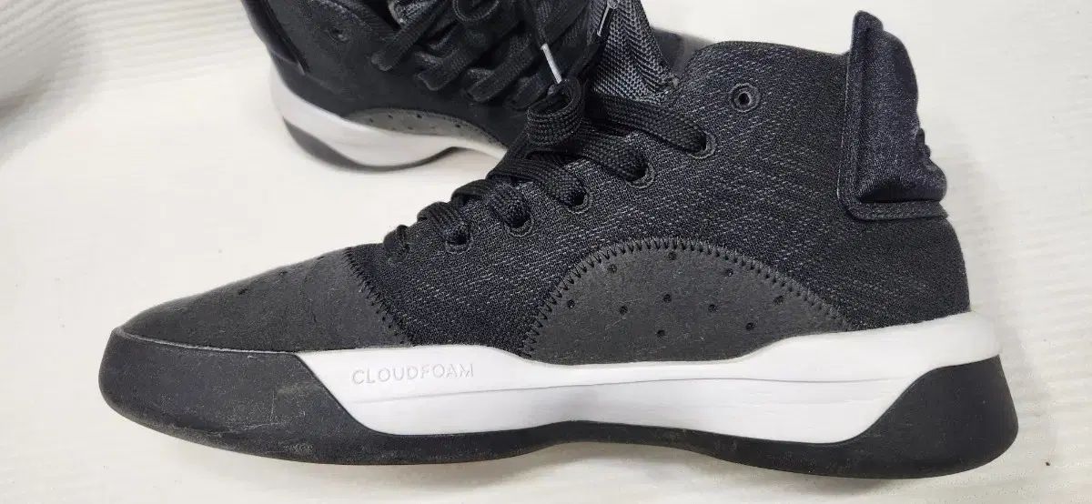  アディダス プロ アドバイザリー バスケットシューズ スニーカー 270 シューズ(男性用) バスケットボール