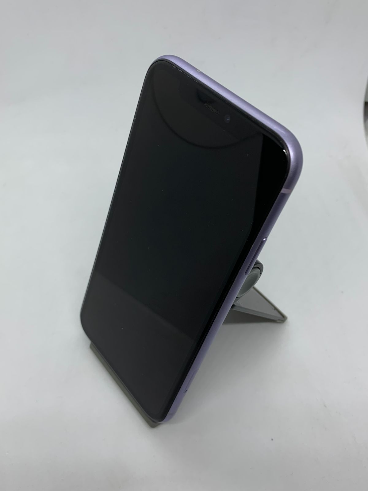 中古・バッテリー劣化・フレームキズ有】iPhone 11 128GB