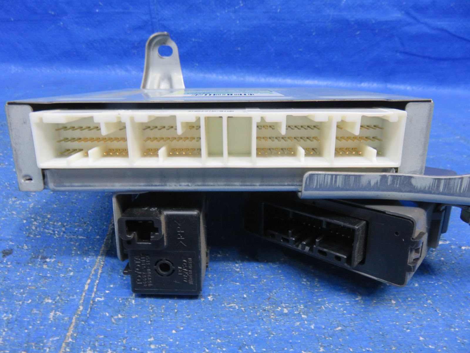 LA6754 レクサス SC430 UZZ40 後期 純正 AISIN ABSコンピューター TRC＆VSC 89540-24150 115811-10900 ソアラ共通 稼働車外し FFCRYSTALESIA_COM