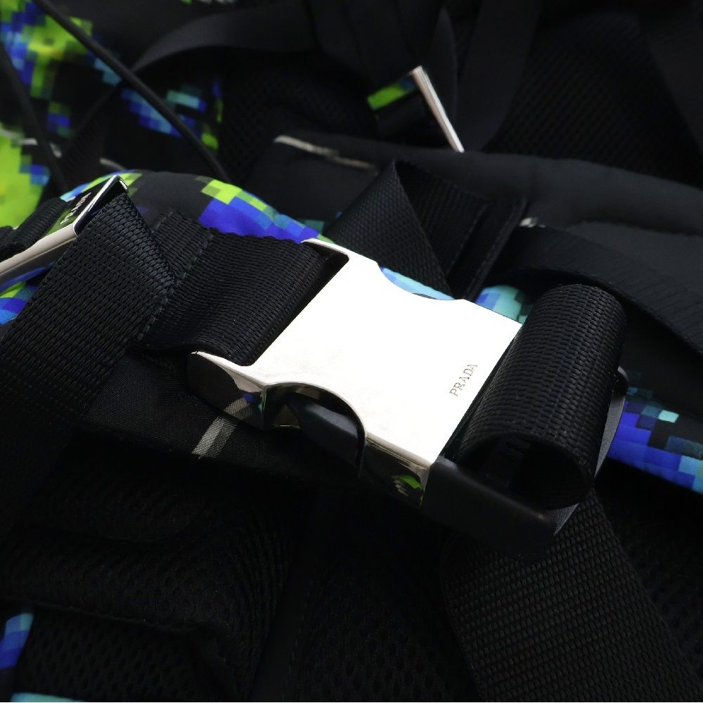 PRADA (プラダ) 17SS トライアングルロゴプレート付き レーダー柄