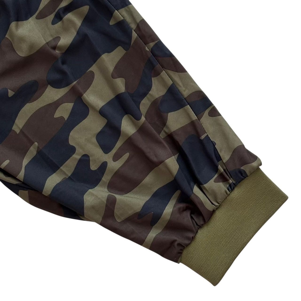未使用　Muta marine マータマリン クロップドパンツ Mサイズ 未使用 Muta marine マータマリン クロップドパンツ 緑 紺 迷彩 8