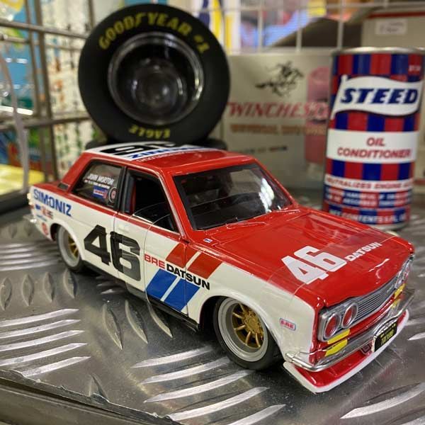 ダットサン MD BRE ダイキャスト ミニカー 1:24シリーズ 510 Maisto / DATSUN マイスト アメリカン雑貨 アメ車 モーター  レーシング ホットロッド