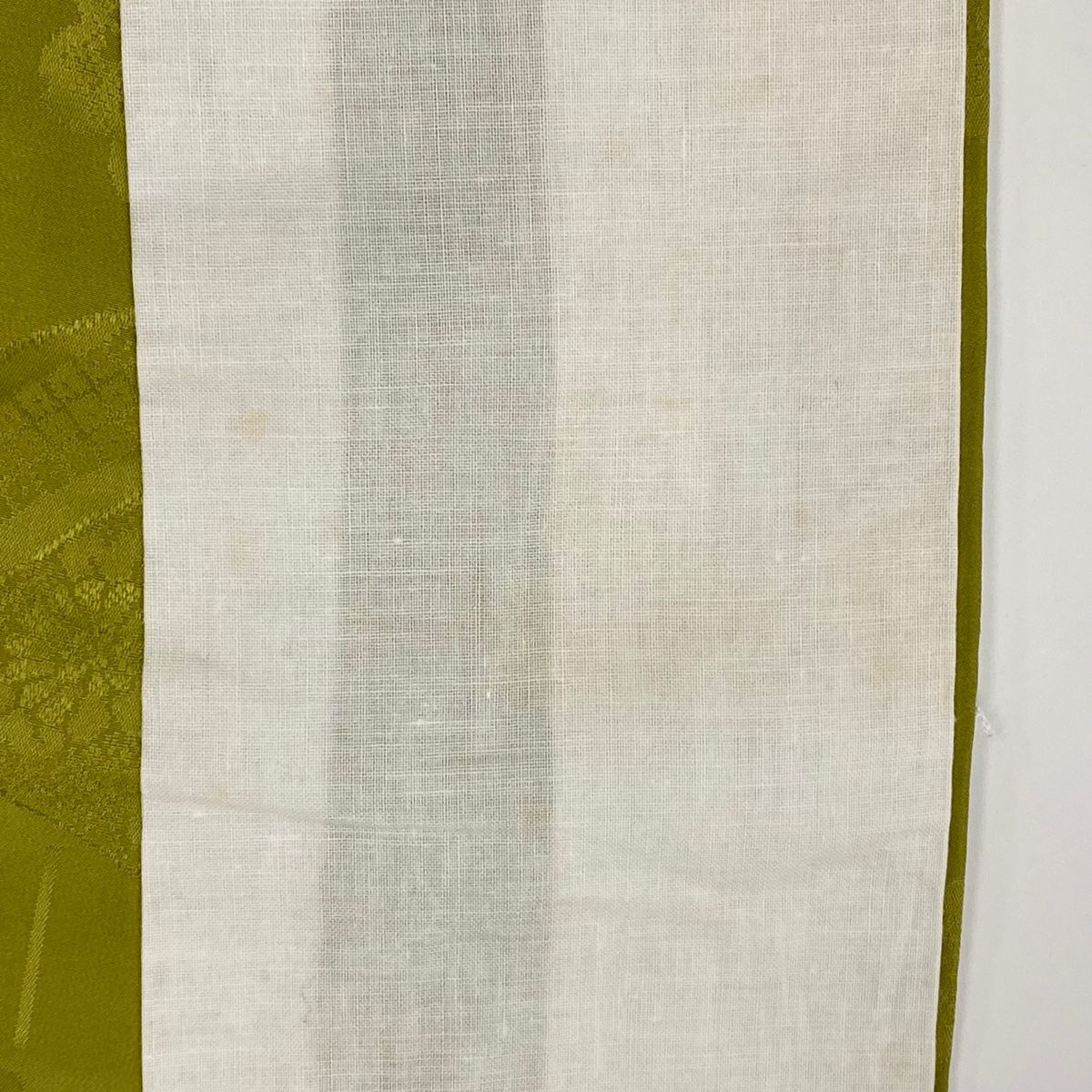 長襦袢 身丈138cm 裄丈68cm L 振袖用 地紋 鶯色 正絹 名品 【中古  