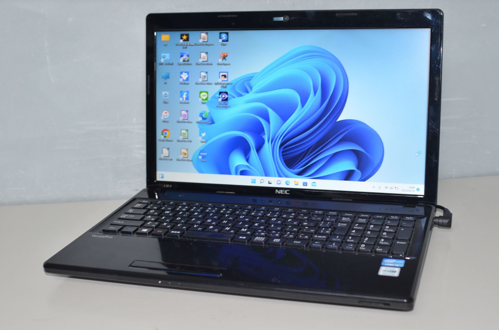 中古ノートパソコン 最新Windows11 office NEC 粘り強い VJ22LL-D core i3-2330M/メモリ4GB/ SSHD500GB/