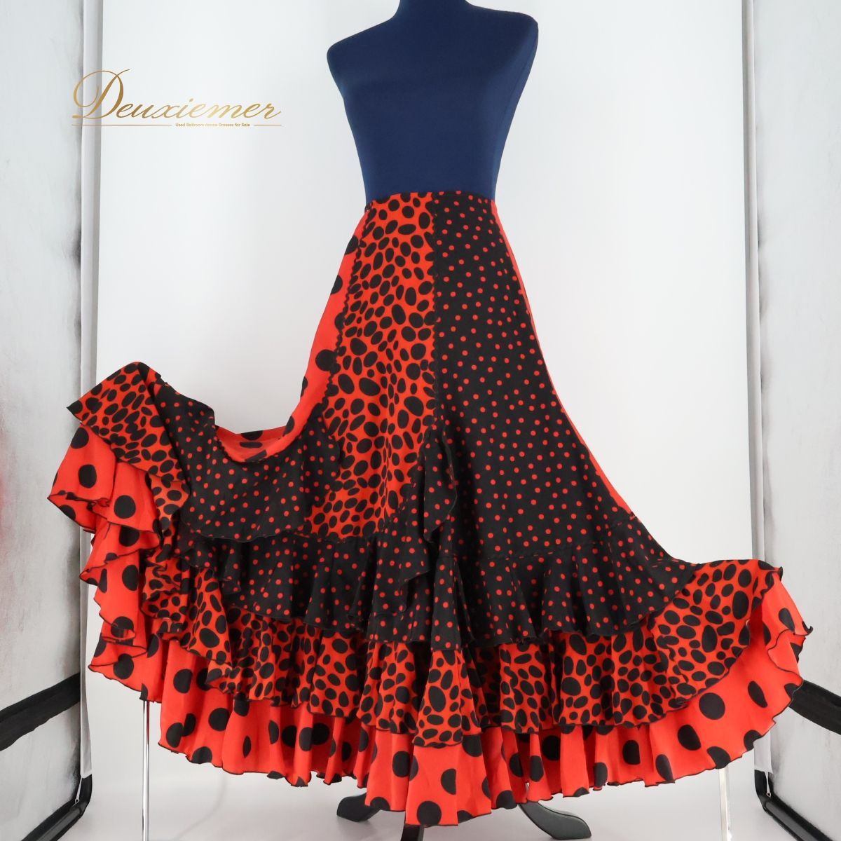 【美品 フラメンコ衣装】オレンジ SONIA JOHNES ファルダ ボランテ 美品 フラメンコ衣装】オレンジ SONIA JOHNES ファルダ ボランテ