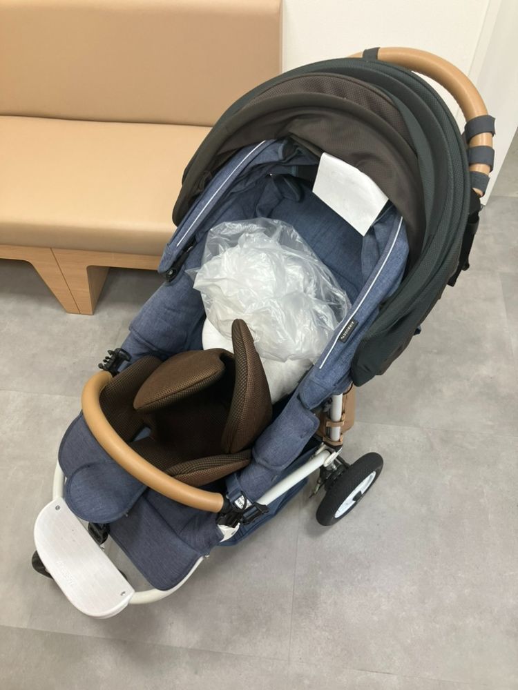 AirBuggy エアバギー ココブレーキEX デニム 三輪ベビーカー　美品 AirBuggy エアバギー ココブレーキEX 三輪ベビーカー B型 デニム