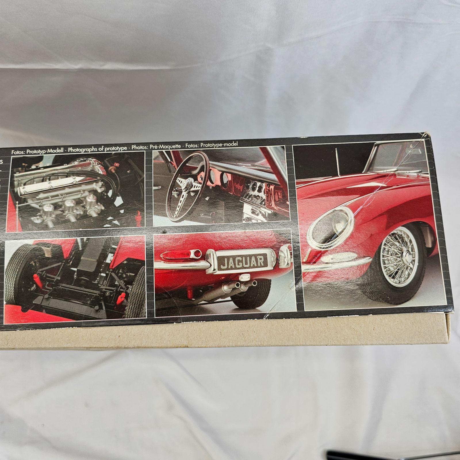 超 Revell ジャガーEタイプ 1|8スケール 未組立プラモデル