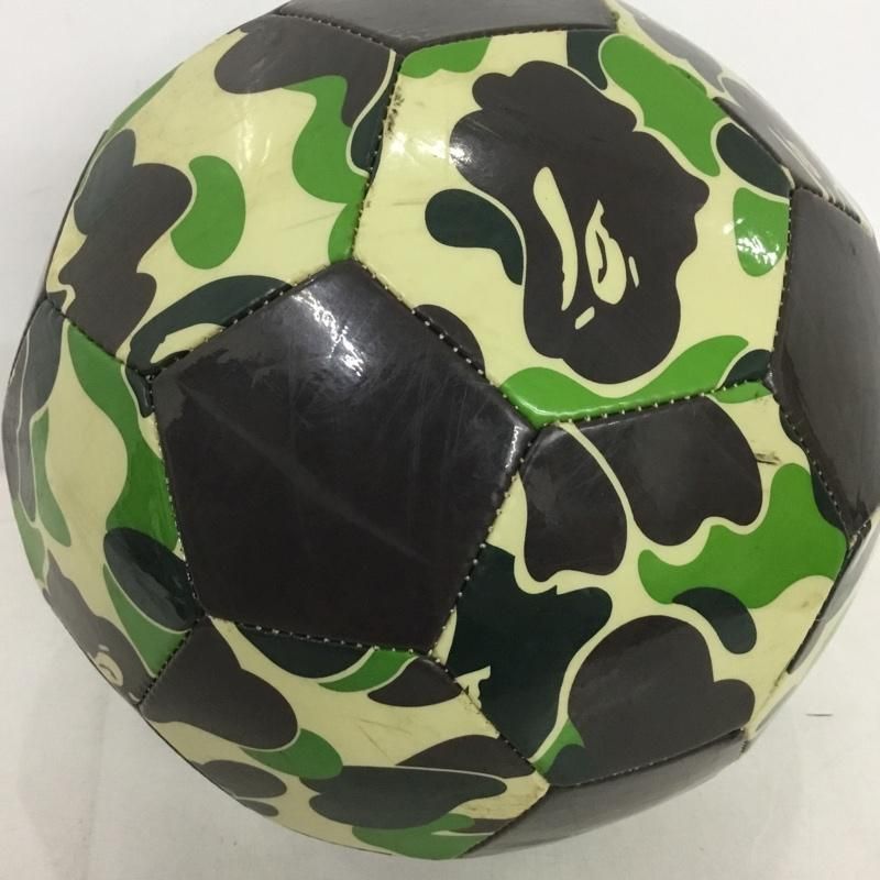 A BATHING APE アベイシングエイプ 2014ブラジル サッカーボール A BATHING APE アベイシングエイプ 2014ブラジル サッカーボール