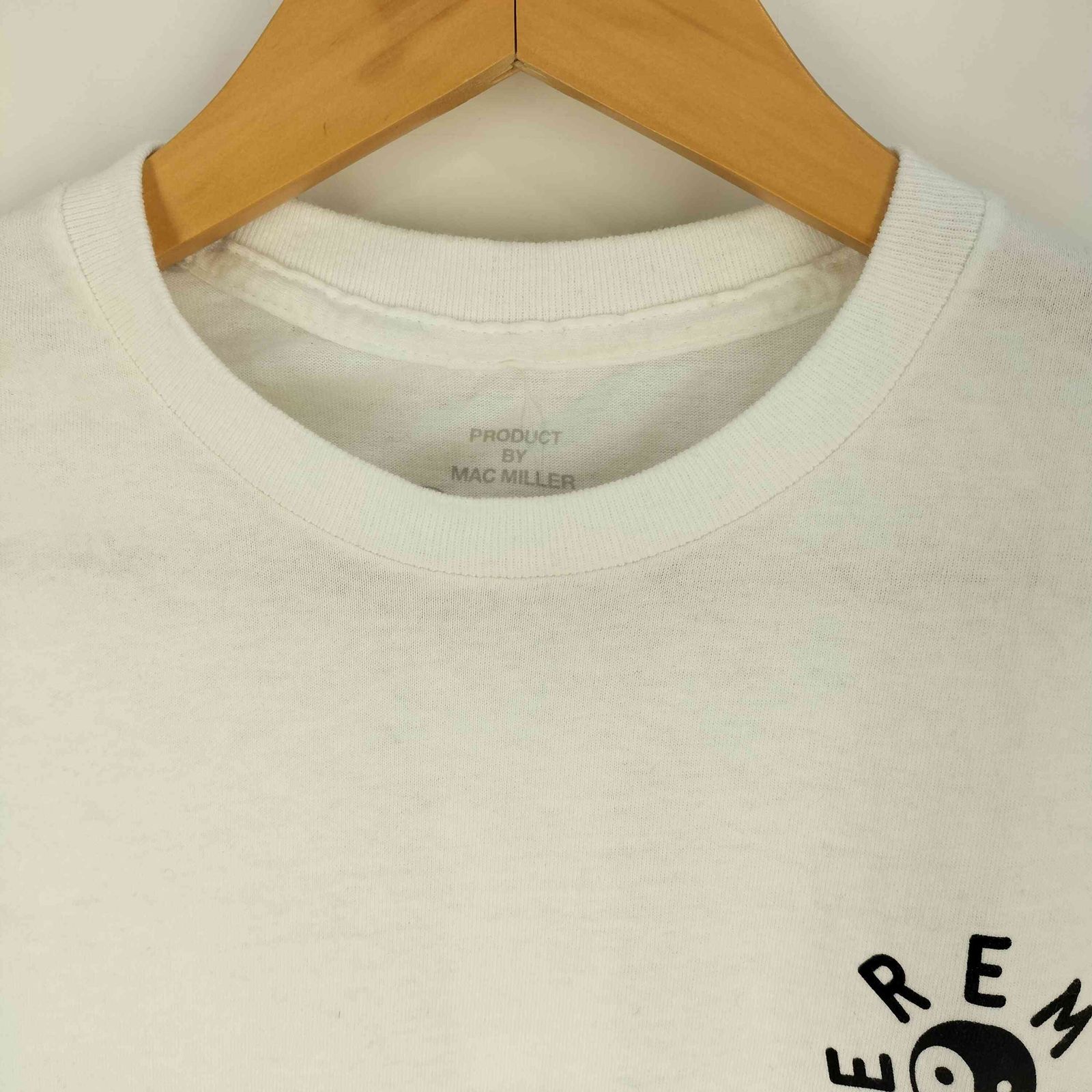 アーバンアウトフィッターズ URBAN OUTFITTERS アーティスト プリント