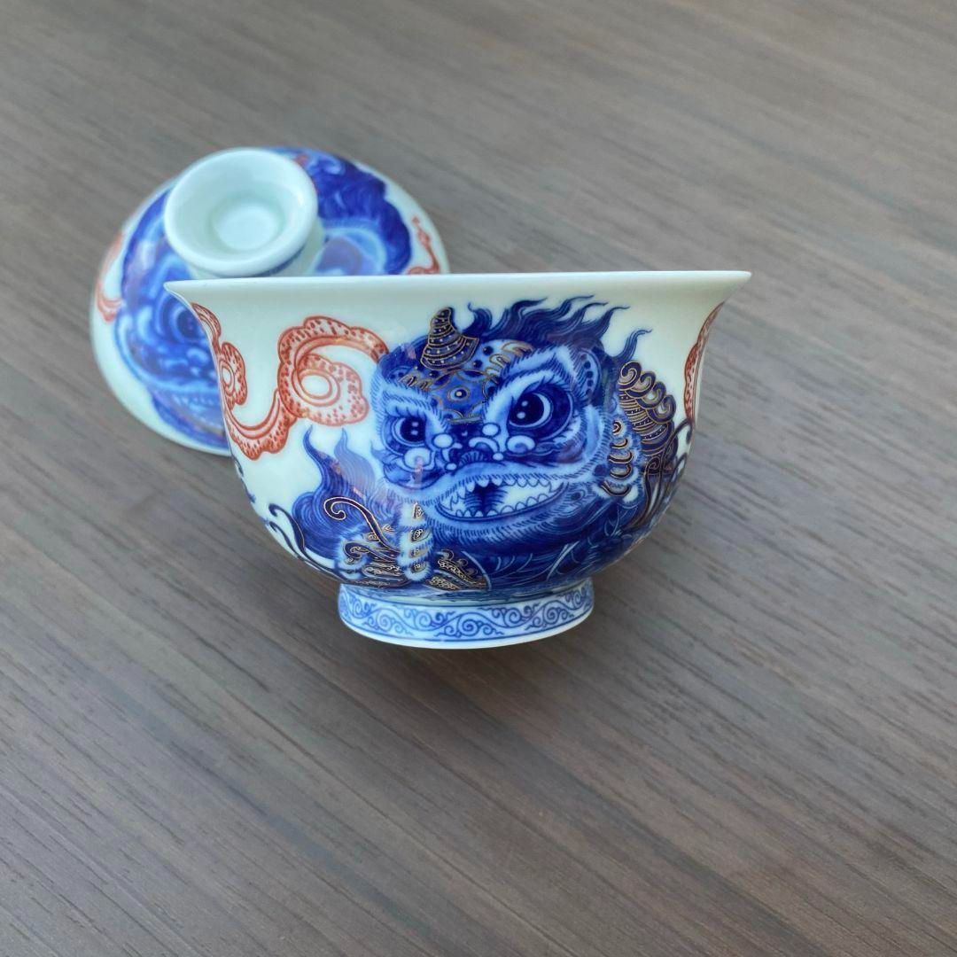 景徳鎮七丞堂陶磁青花釉里紅双獅滾?球二才蓋碗 茶碗 煎茶器 新品