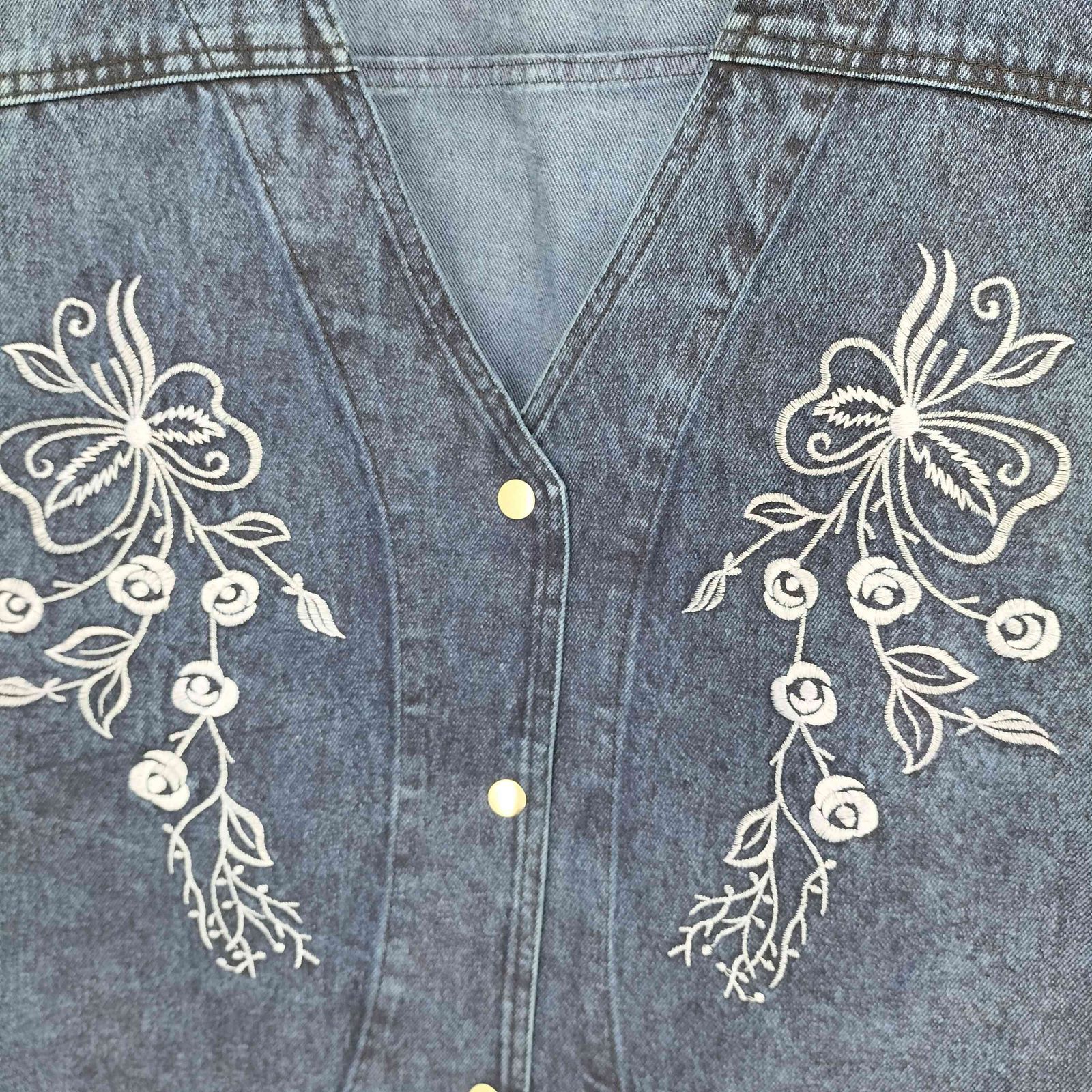 ユーズドフルギ USED古着 花刺繍デニムベスト レディース 表記無