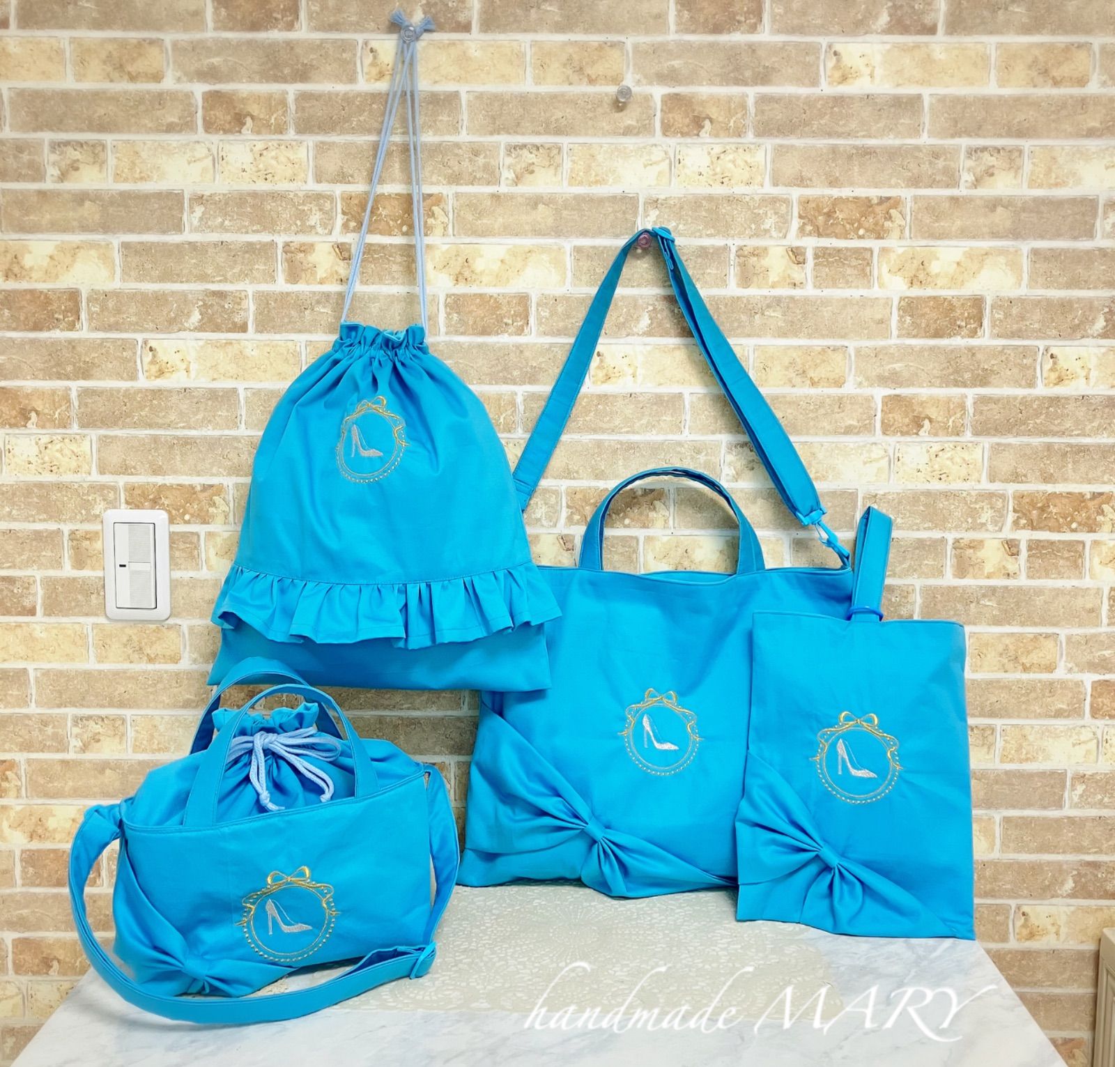 プリンセスのような刺繍入りの入園入学グッズ オーダー ページ ブルー 受注製作