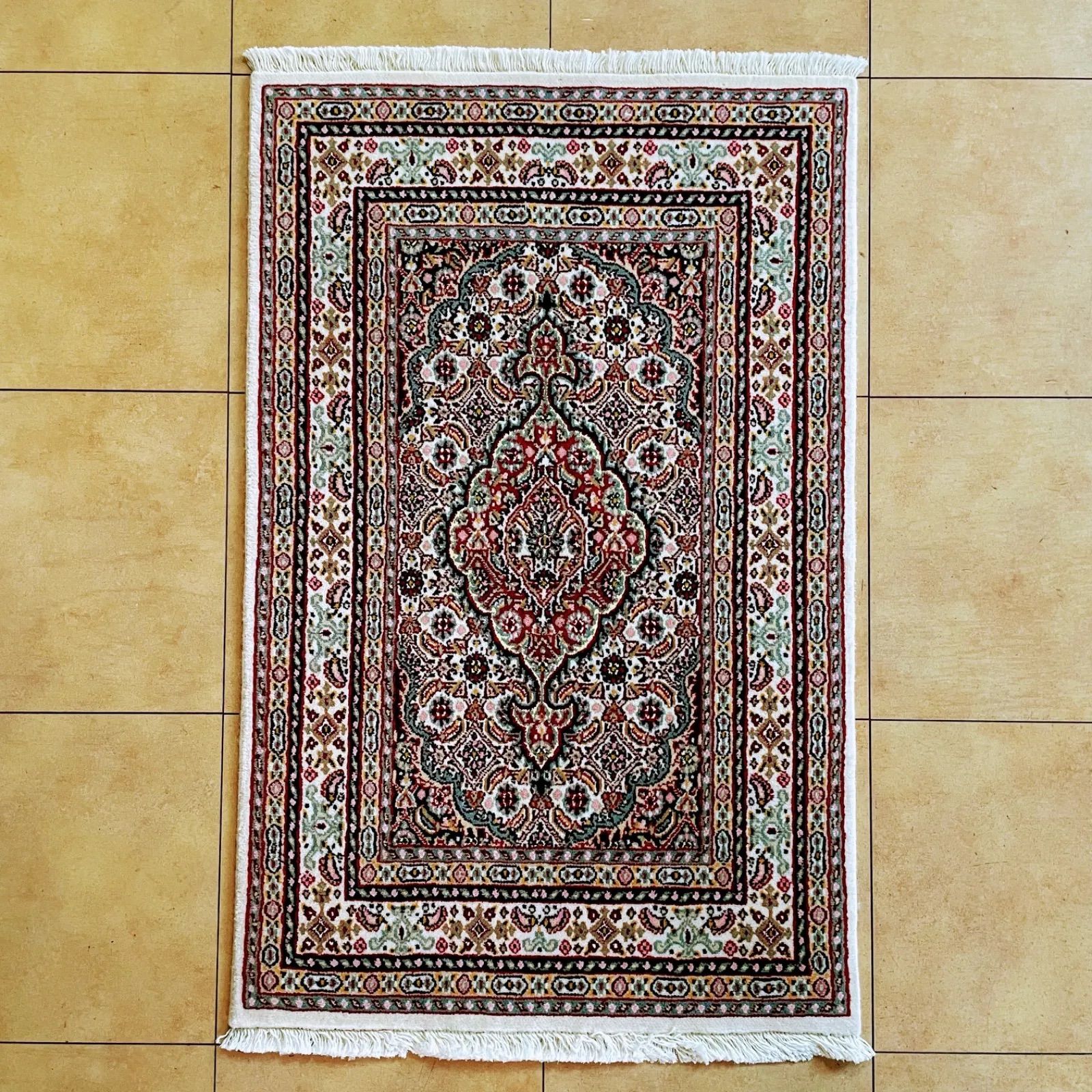 ペルシャ絨毯 ビルジャンド産 シルク-ウール ハイグレード 玄関マット サイズ 57 90cm mcph-23-8485