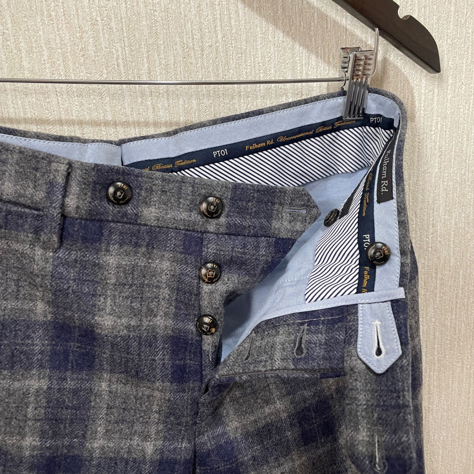 【美品】PT01 ウールスラックス 46 良】PT01 ピーティーゼロウーノ スラックス 46 パンツ