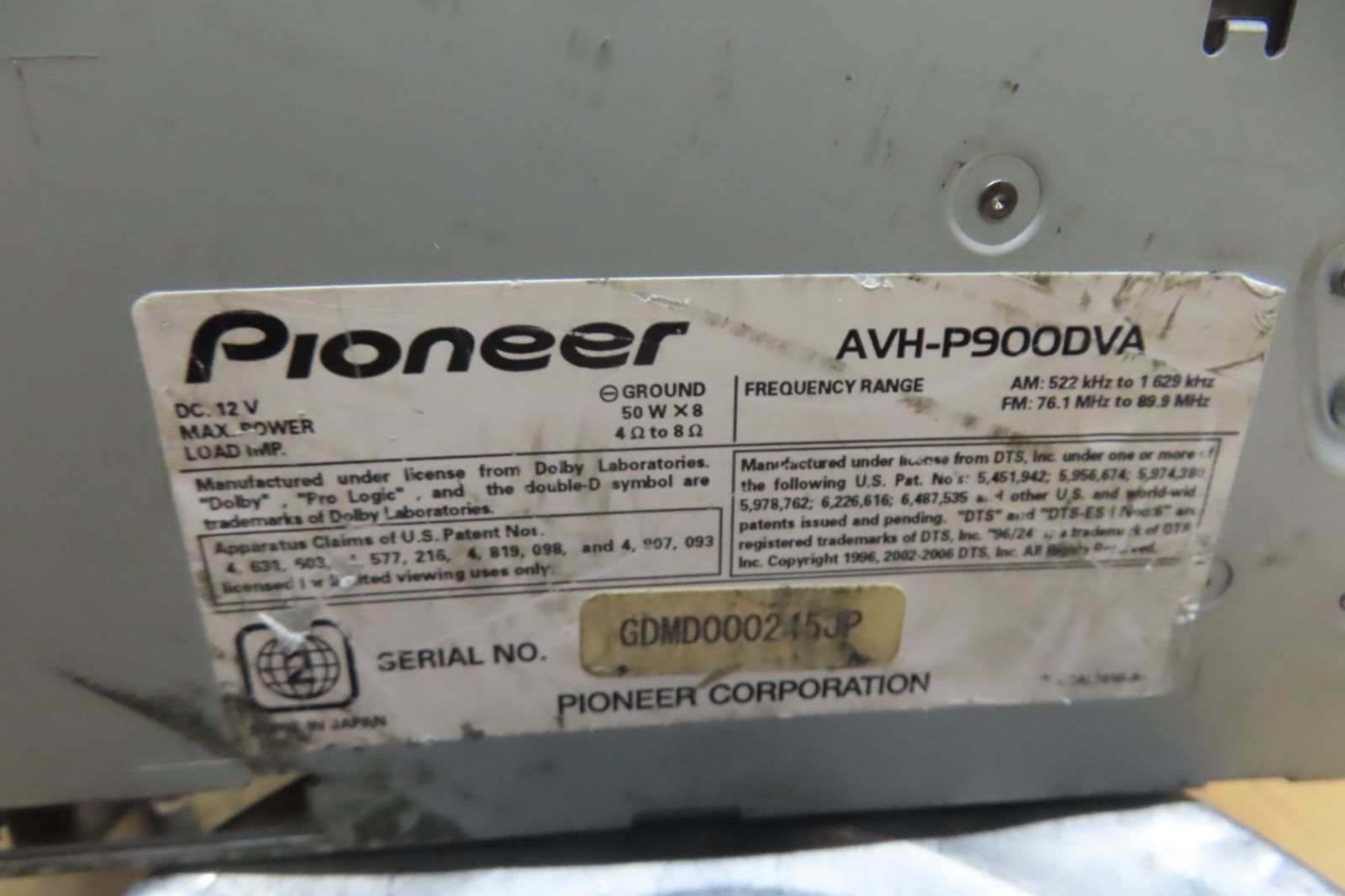 F4053 カロッツェリア AVH-P900DVA HDDナビ インダッシュナビ 本体のみ 上のみ