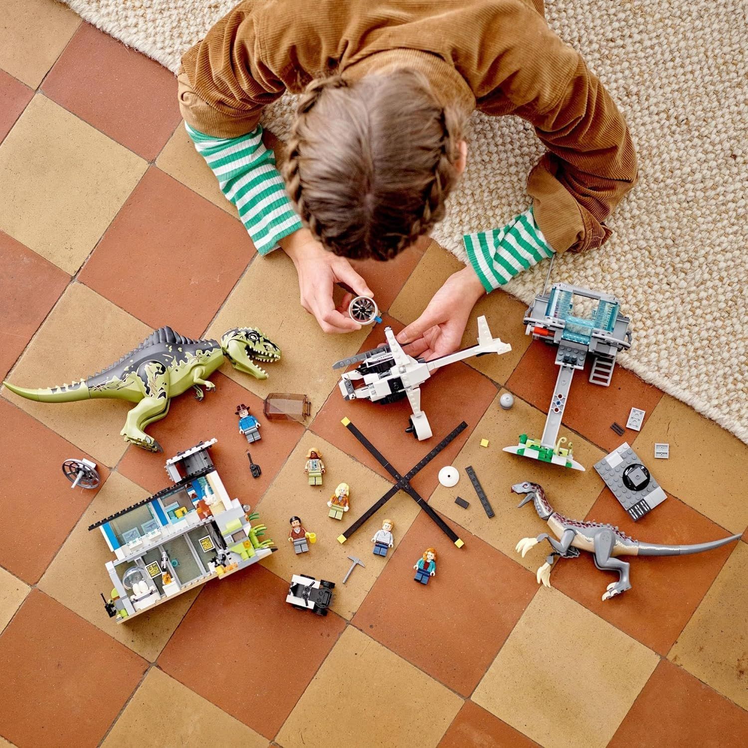 新品未開封】LEGO レゴ 76949 ジュラシック・ワールド ギガノト 