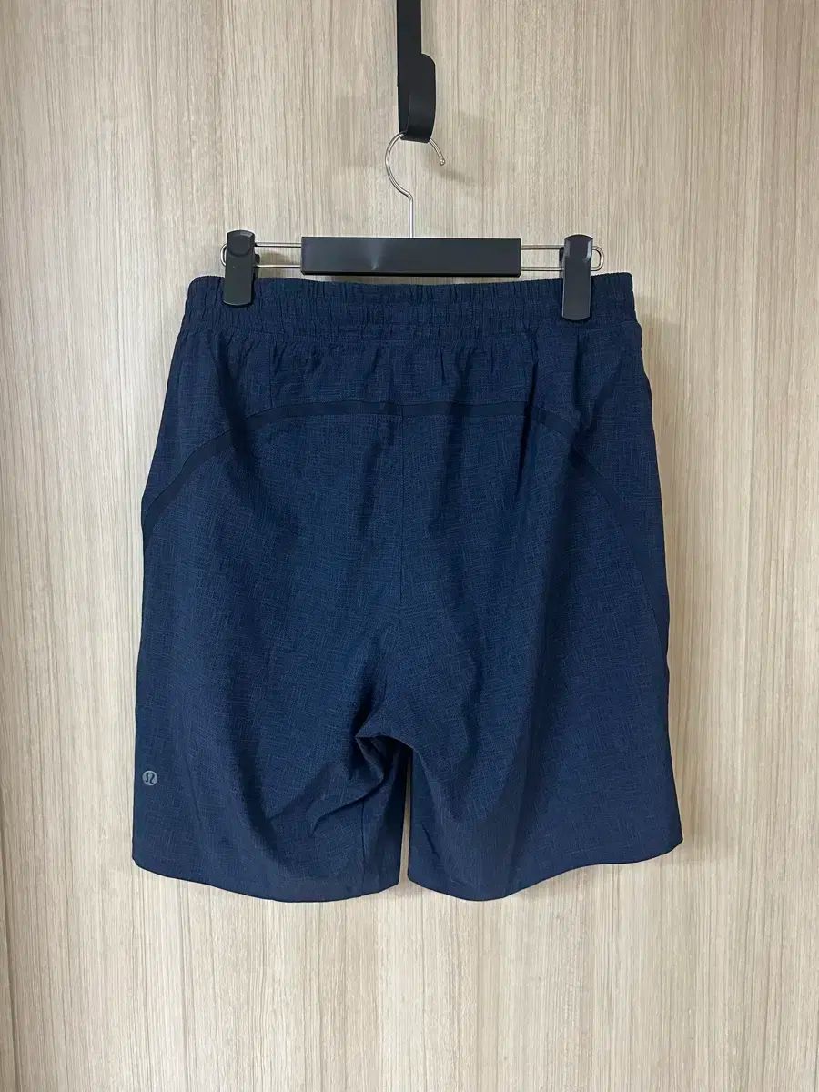 ルルレモン フェイスブレーカー ラインド ショーツ 9インチ