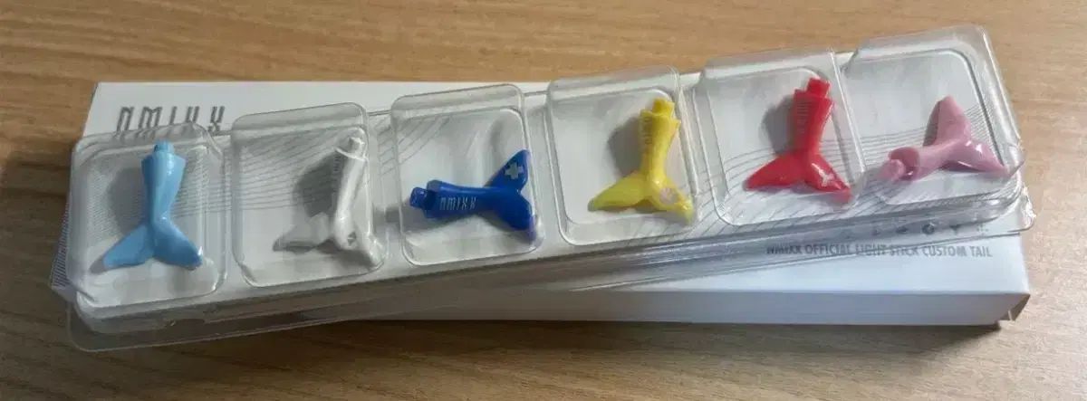 K-POP アイドルグッズセット NMIXX ペンライト NMIXX ペンライト セット NMIXX(エンミックス・エンミ) ペンライト 尾