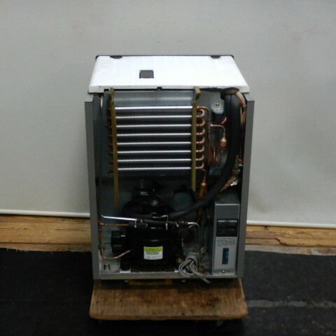 メーカー 重量33kg