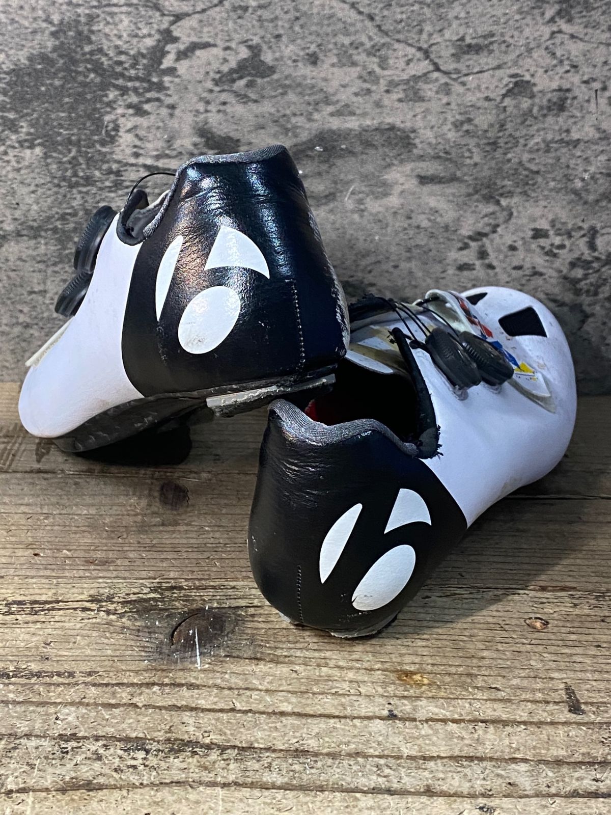 JH194 ボントレガー BONTRAGER XXX RD SPARTACUS ビンディングシューズ 白 EU41 社外ソール 傷 剥がれ