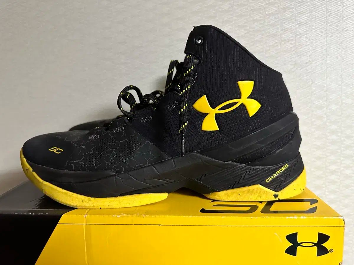 カリー 2 high ほぼ新品