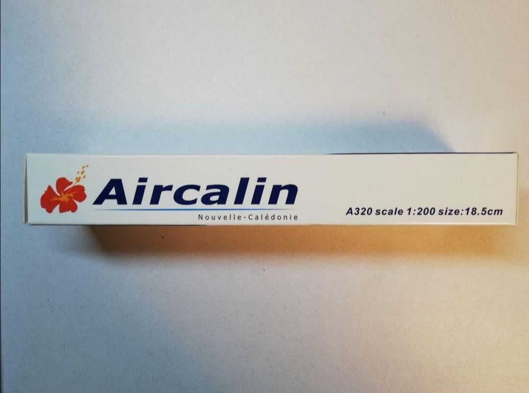 エアカラン A320 模型 scale 1:200 size18.5cm - メルカリ