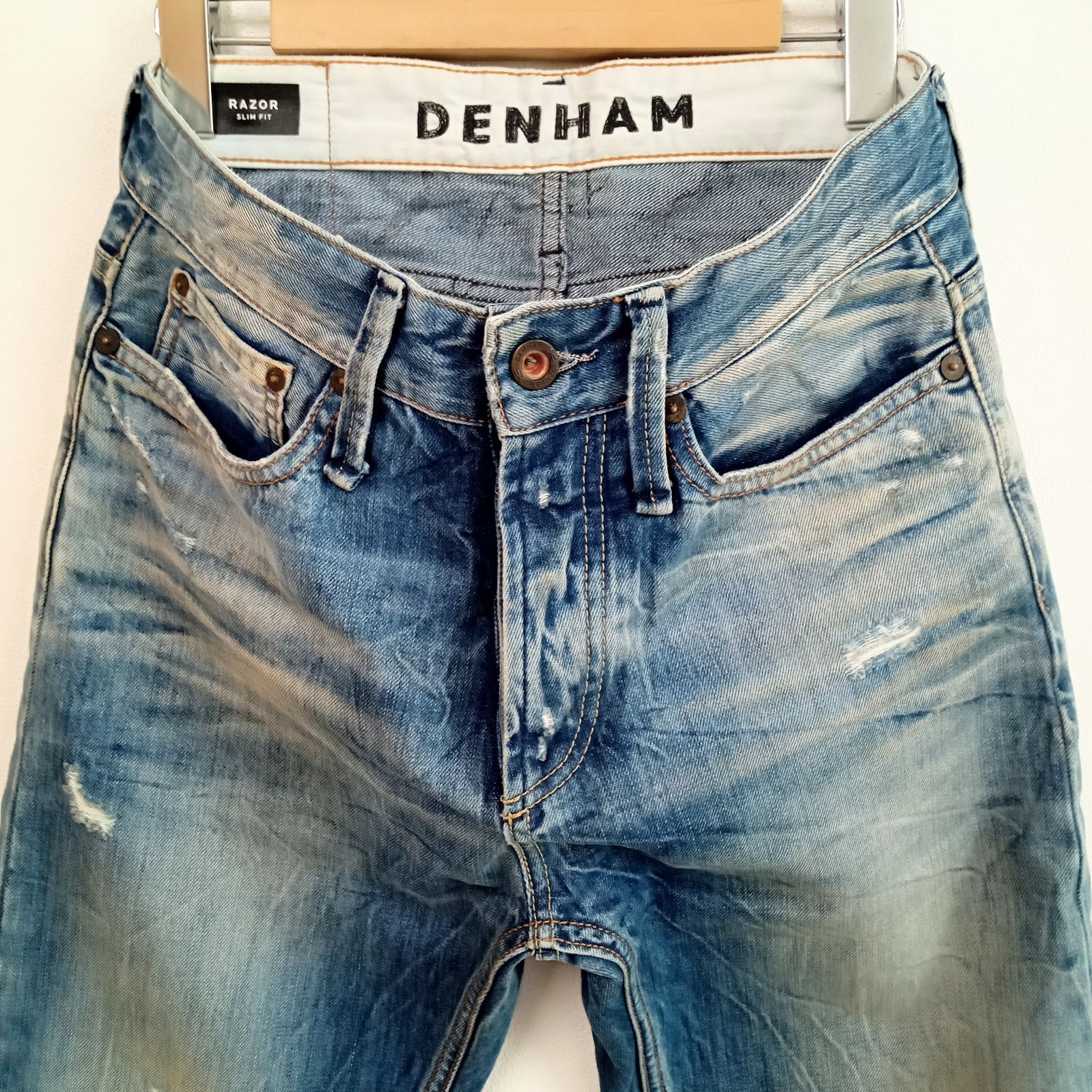 女性が喜ぶ♪ DENHAM 】デンハム/RAZOR SLIM FIT ダメージ加工デニム - メルカリ パンツ