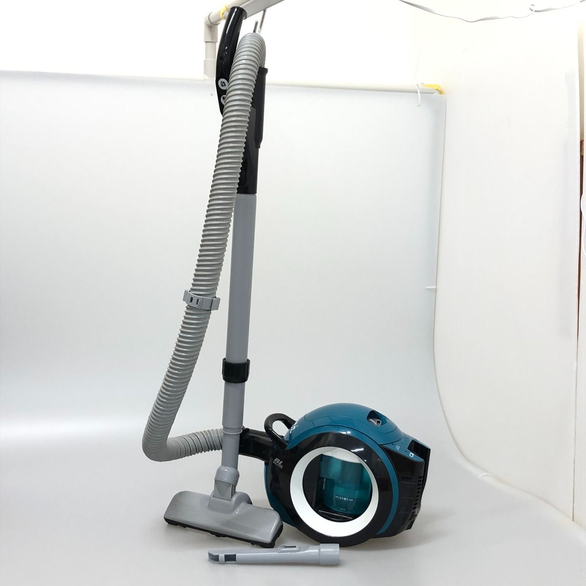 Makita 掃除機 CL501D サイクロン式　コードレスクリーナー　18v Amazon.co.jp: マキタ(Makita) 充電式サイクロンクリーナ(本体