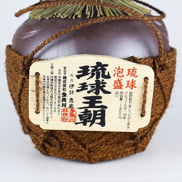琉球王朝 泡盛 1800ml 一升縄巻き壺 30度 / 多良川 泡盛 琉球王朝 一升縄巻き壺 30度,1800ml / 多良川 - メルカリ