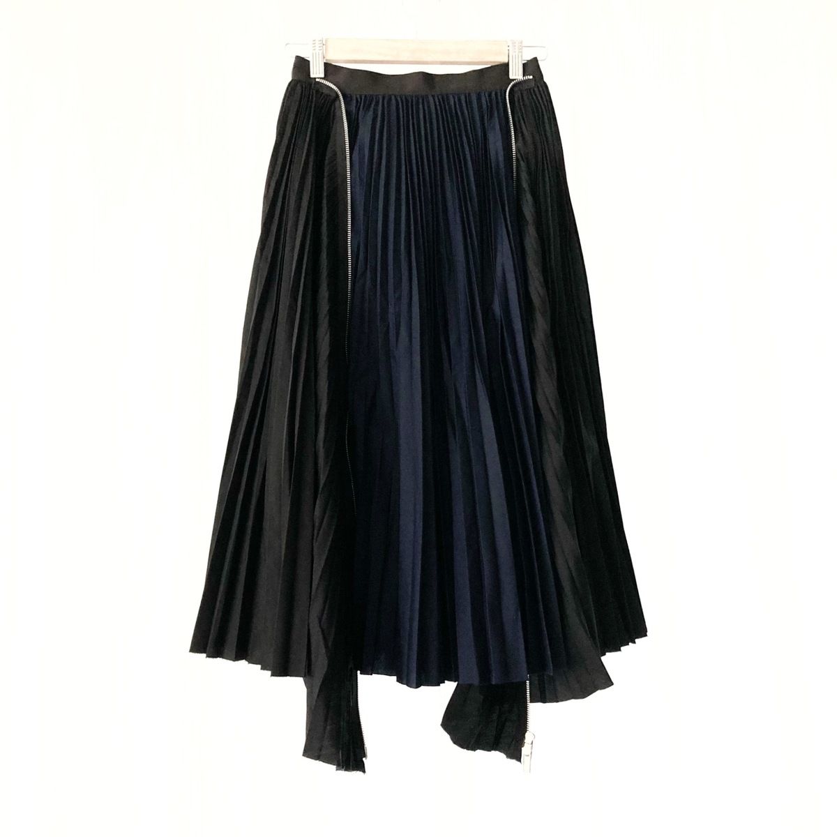 Sacai(サカイ) ロングスカート サイズ0 XS レディース - SCW-057 黒×ネイビー プリーツ/アシンメトリー/バイカラー