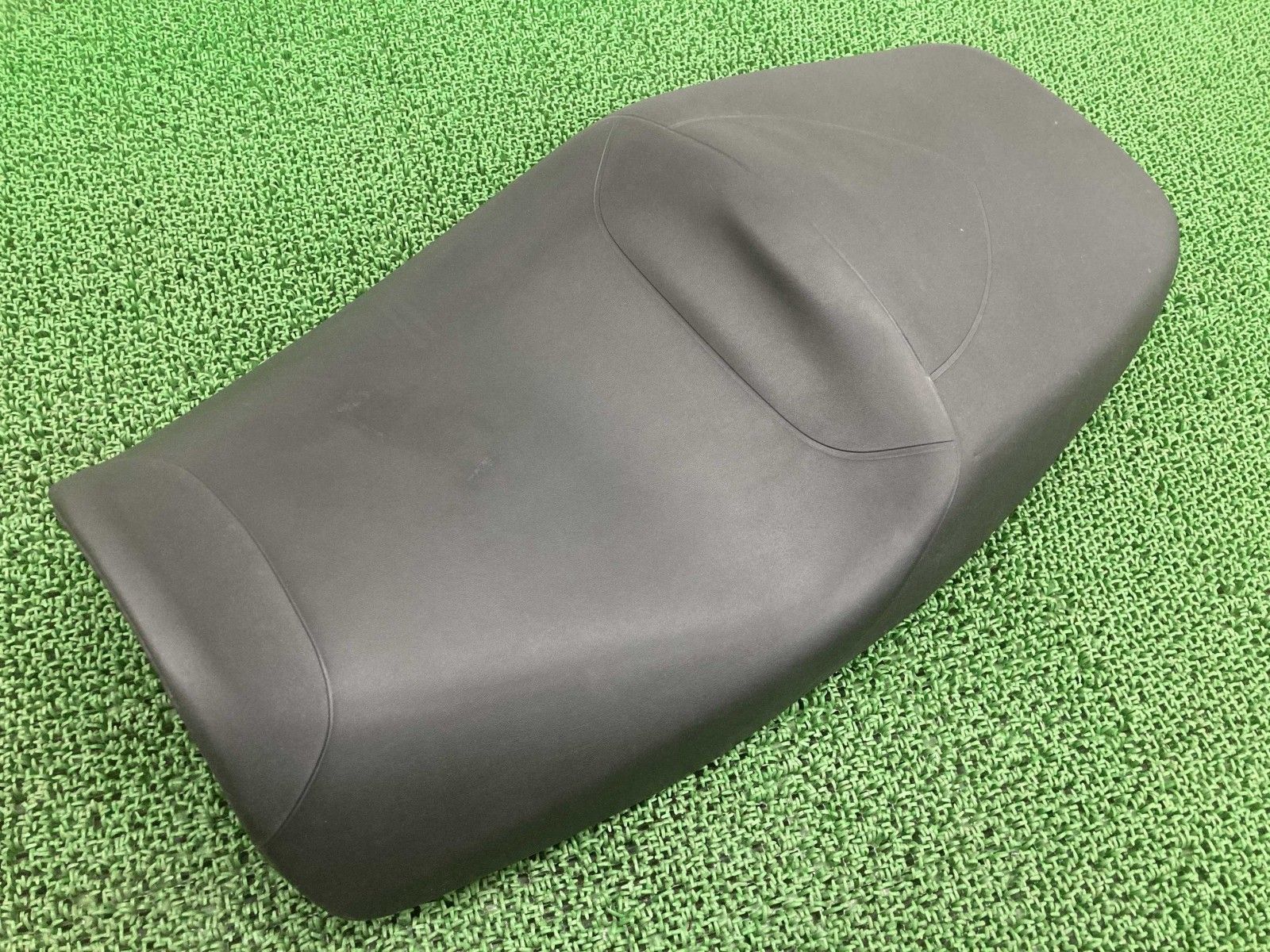 CB1300SF シート MEJ SC54-1202*** ホンダ 純正 中古 バイク 部品 SC54 カスタム素材に 破れ無し 品薄 希少品 車検 Genuine qO