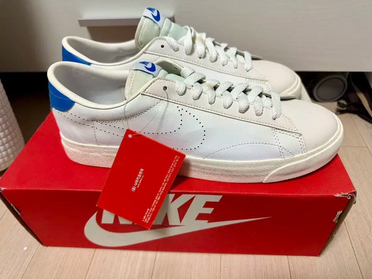 NIKE ナイキ テニスクラシック ac ホワイトブルー