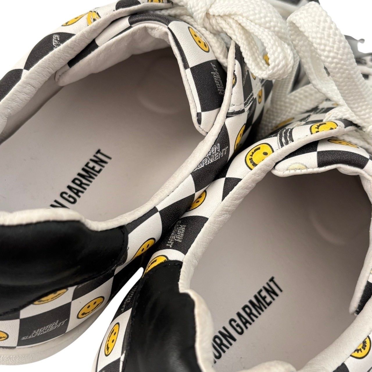 未使用 HORN GARMENT ホーンガーメント スニーカー 白 黒 gimme shoes