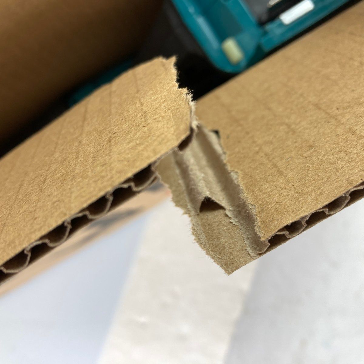 MAKITA マキタ 【外箱破れ有】充電式レシプレソー 18v JR187DZ 未使用  