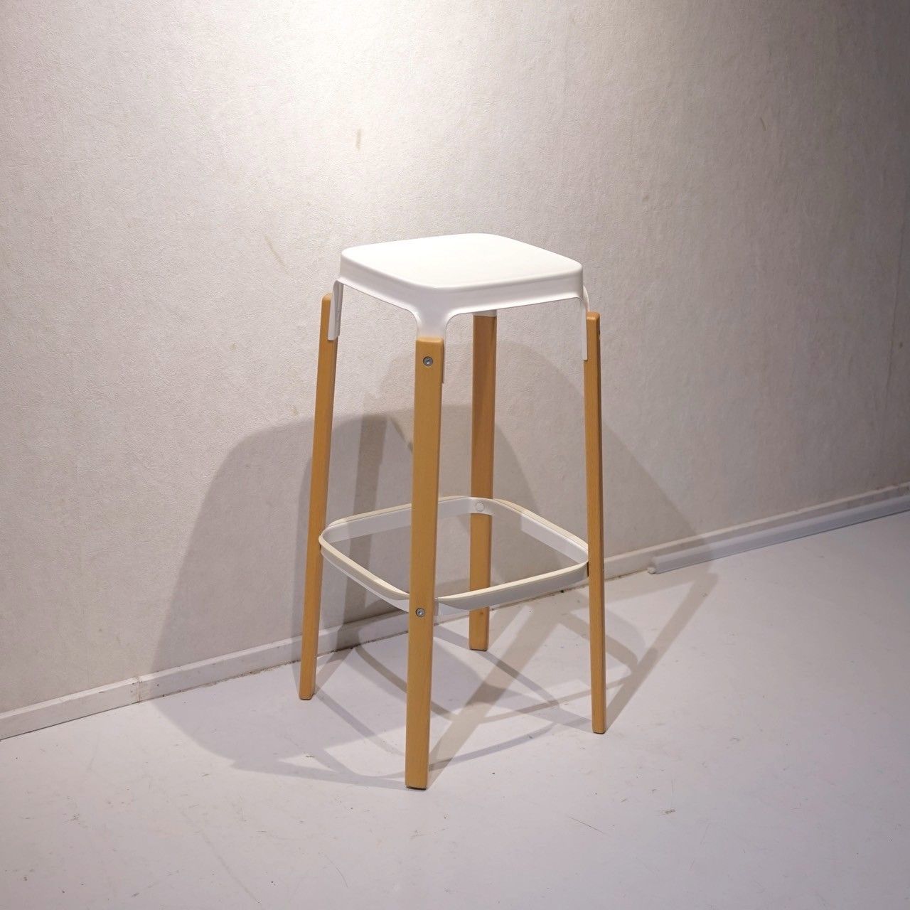 MAGIS マジス STEELWOOD STOOL スティールウッド スツール ハイスツール バースツール カウンターチェア 椅子 チェア モダン 北欧 ナチュラル イタリア