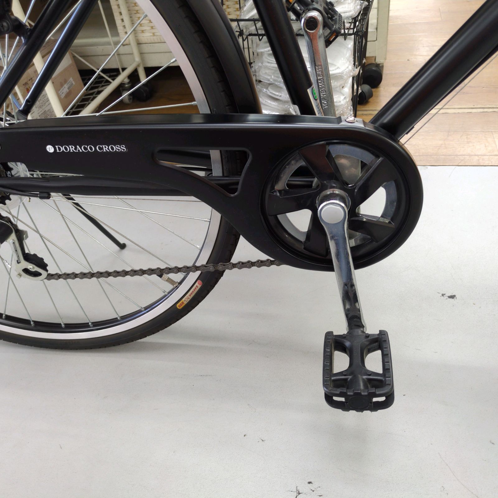 J203 ☆比較的ｷﾚｲ☆スポーツ軽快自転車☆DORACO CROSS☆LEDオート☆6段