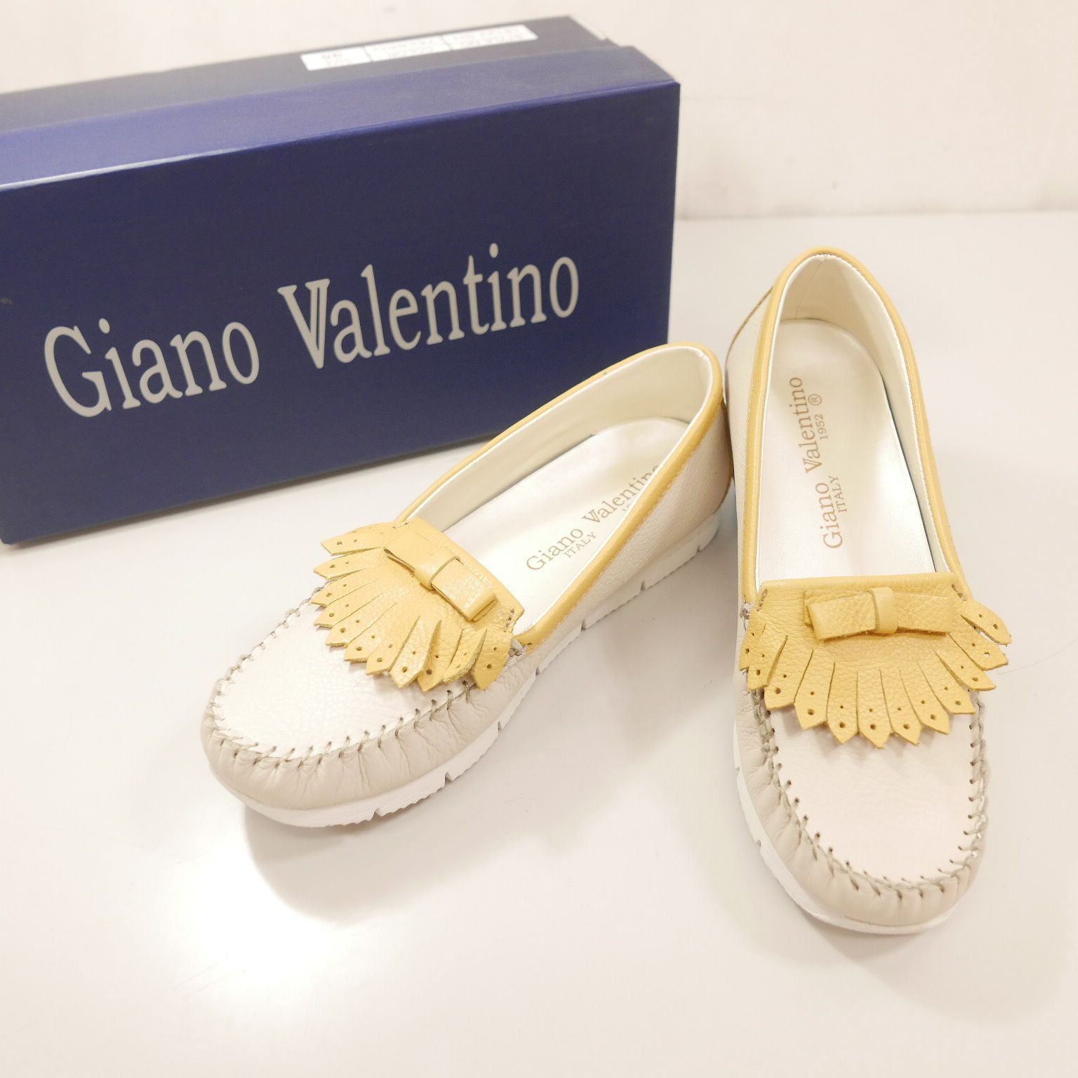 Giano Valentino ジアーノバレンチノ キルトタッセル デザイン 軽量