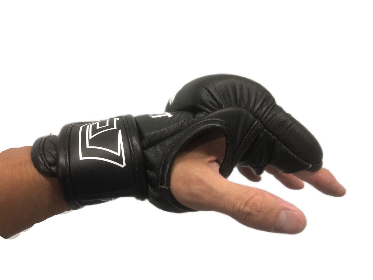 GRIT MMAグローブ ブラック Nexus公式グロ－ブ　当店人気商品 GRIT MMAグローブ ブラック Nexus公式グロ－ブ 当店人気商品