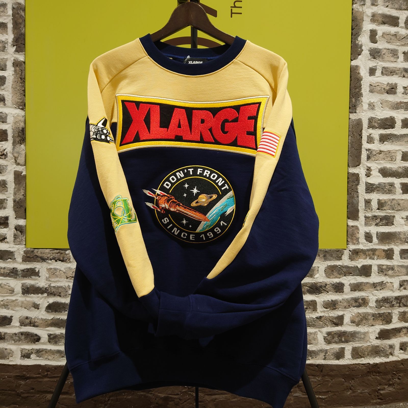 XLARGE（エクストララージ）スウェットトレーナー - メルカリ