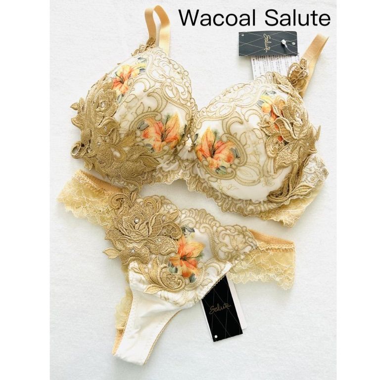 Wacoal Salute ワコール 82G ジョジョの奇妙な冒険 イタリア プレステージ ブラジャー＆ソング Tバックショーツ F75|M み 6454367