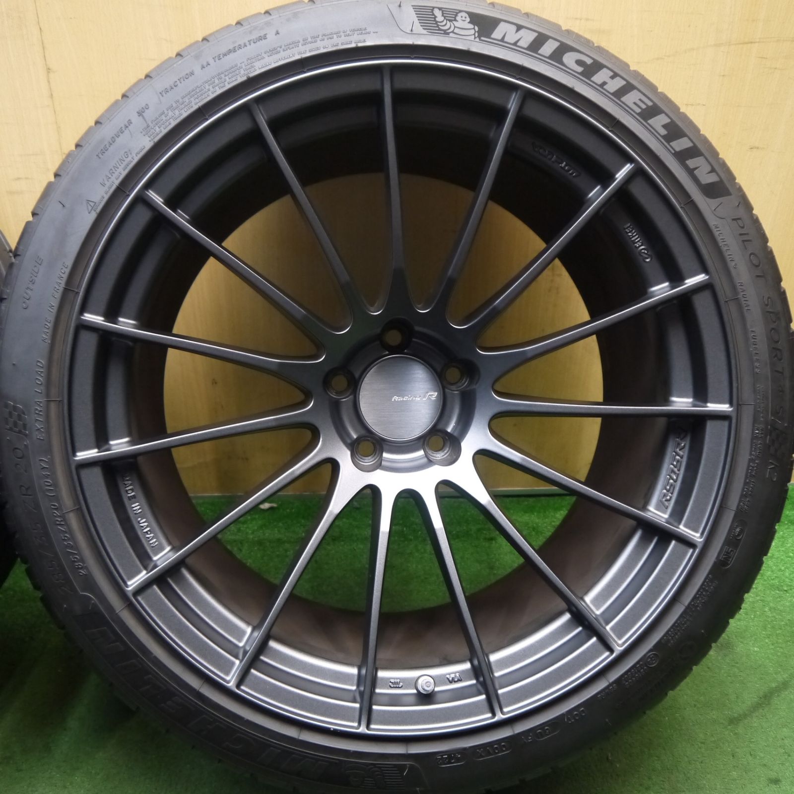 20インチ PCD114.3