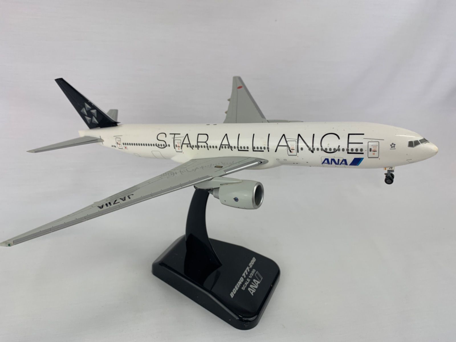 全日空商事 1/200 ANA B777-200 STAR ALLIANCE ANA (アナ) ボーイング 777-200 1/200 STAR ALLIANCE NH20078