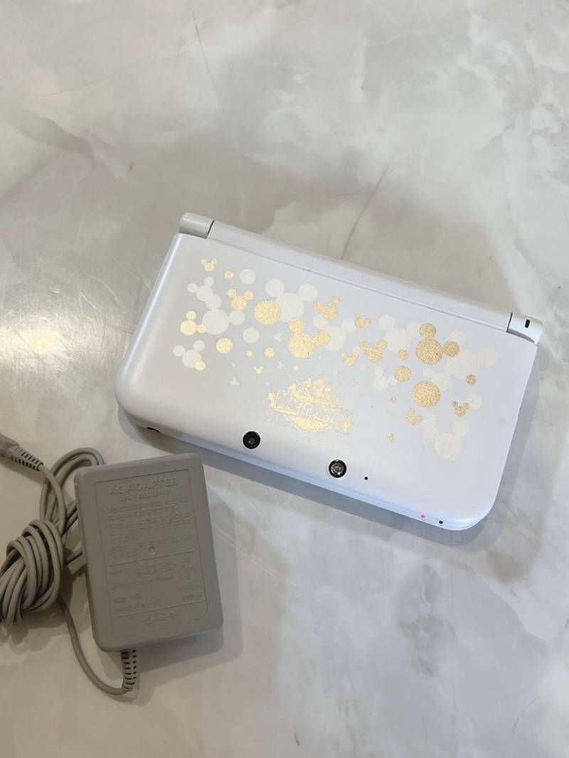 Nintendo 3DS LL SPR-001 ディズニー マジックキャッスル モデル 動作 済み