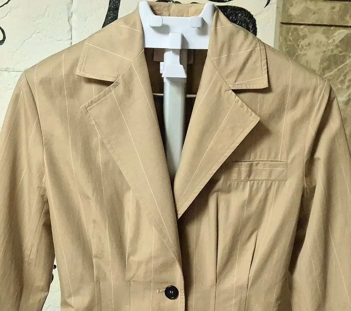 エリカ カヴァリーニ ストライプ ジャケット 販売しています SIROKUMA-CORPORATION_COM