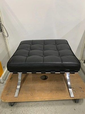 Barcelona-Ottoman バルセロナ オットマン リプロダクト ブラック 黒