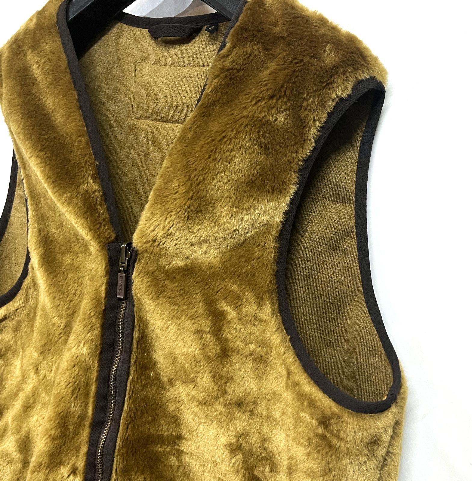 Barbour◆ベスト/--/アクリル/キャメル/ライナーファーベスト フロントジップ ファー ライナー ベスト（ベスト）｜Barbour