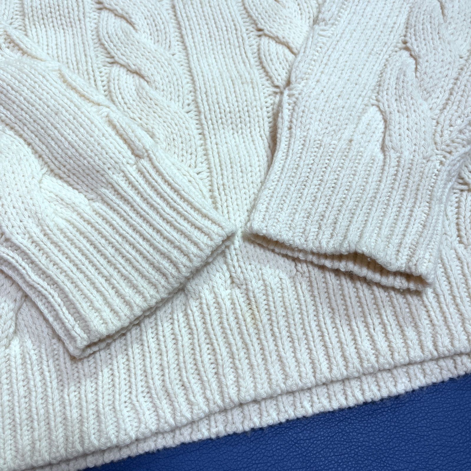 cj52 COACH 厚手 ケーブルニット Vネック ロゴ刺繍マーク 現行ニット