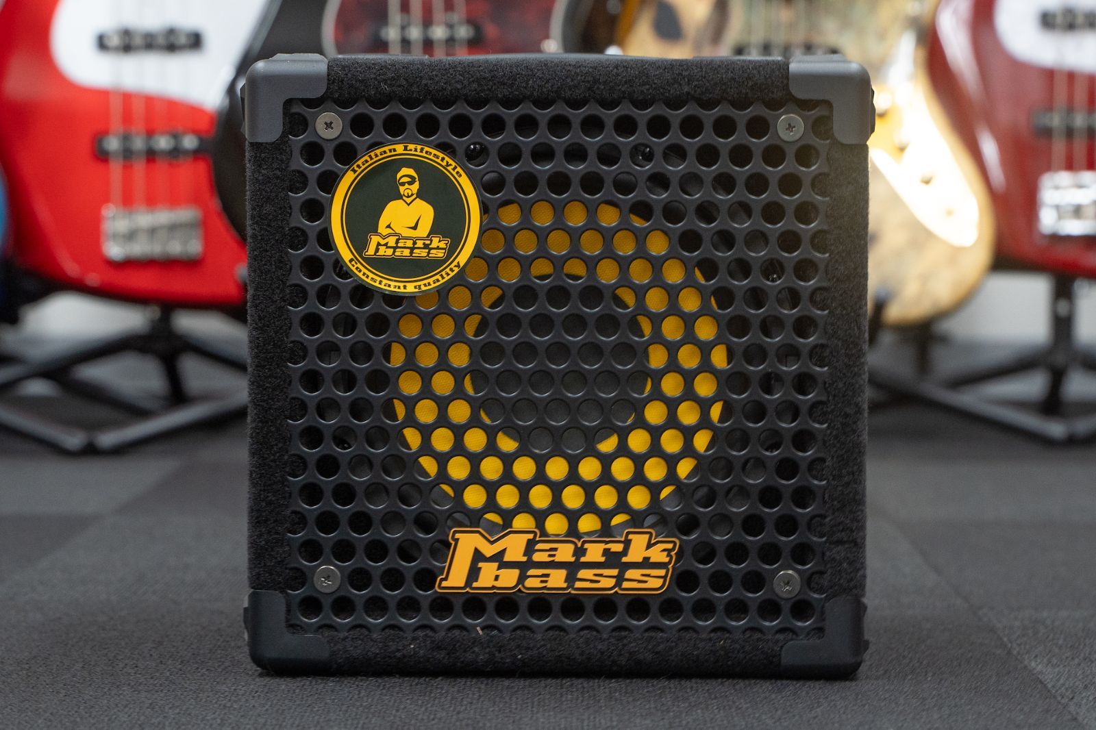 【new】Markbass / MICROMARK 801 Combo Bass Amp 50W【GIB横浜】